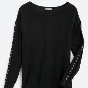 Black Grommet Detail long sleeve sweater L